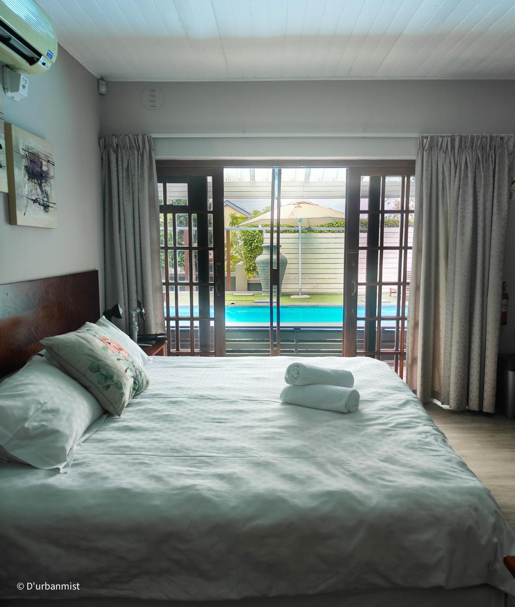 Hotel D'urbanmist Durbanville Exterior foto
