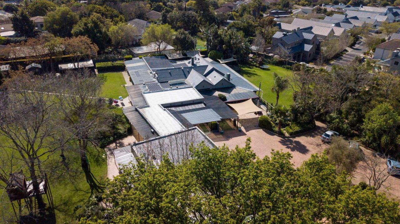 Hotel D'urbanmist Durbanville Exterior foto